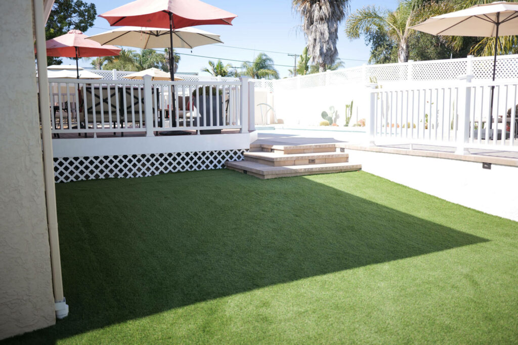 san diego custom turf and hardscaping with lighted stairs in yard